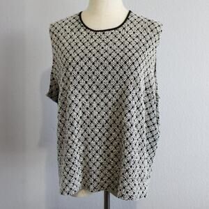 George Sleeveless Textured Black and White Top Size XL
